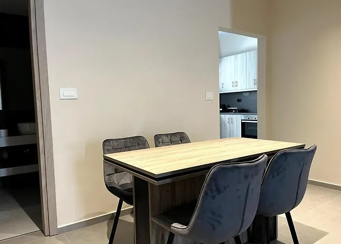 The 52 Spot Apartament *