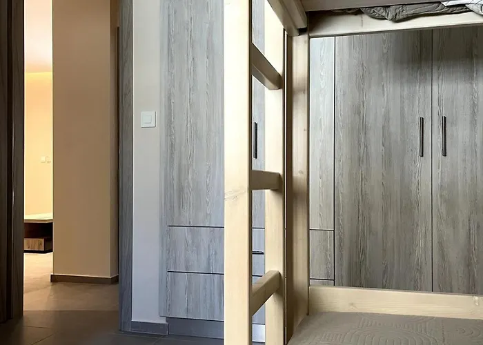 The 52 Spot Apartment *