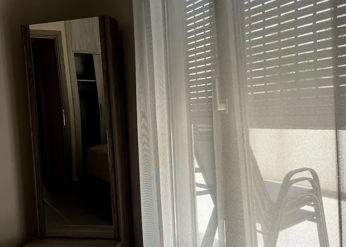 The 52 Spot Apartment